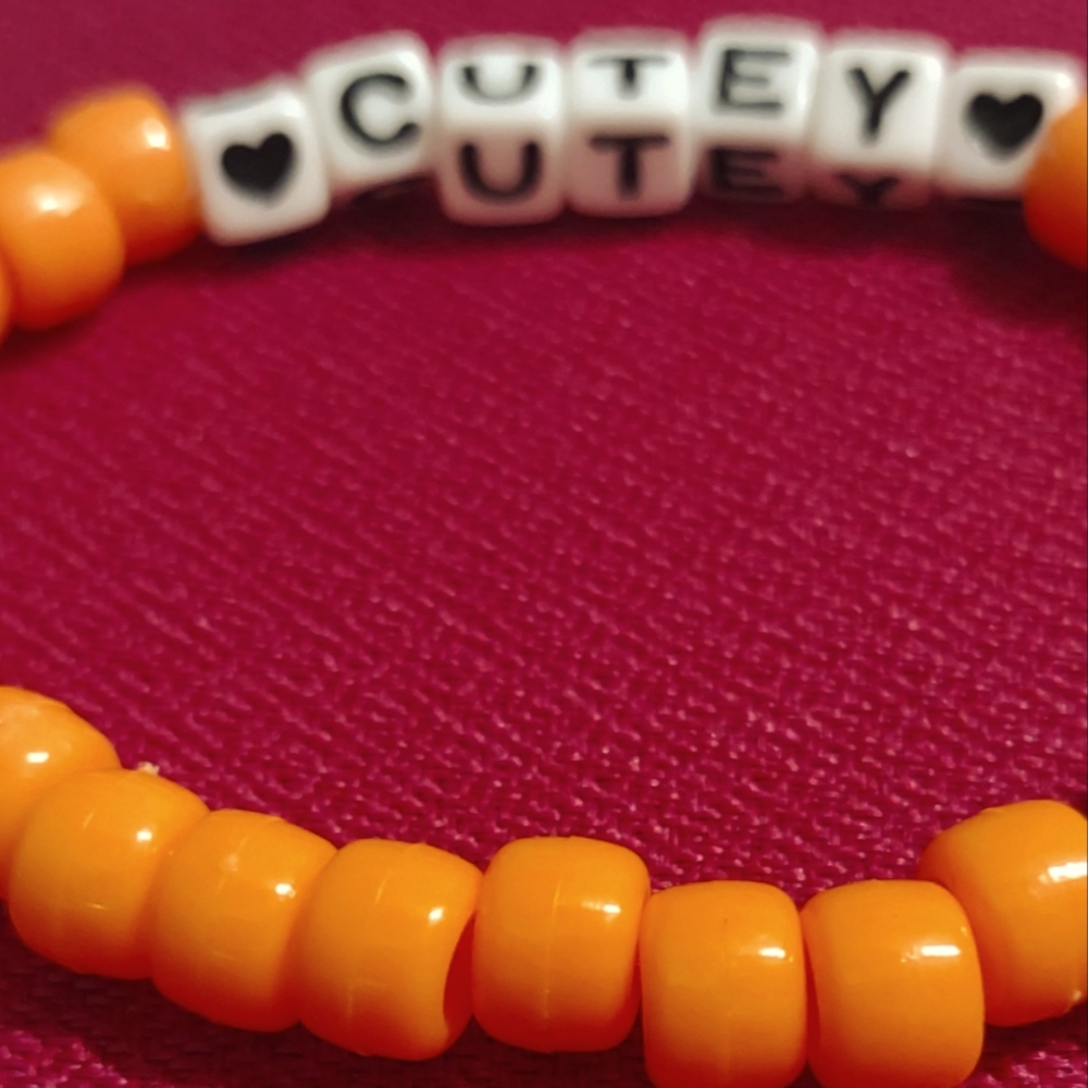 Jewelry - Picture 3 of 4